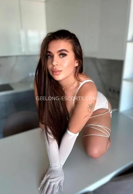 Geelong escorts Natalie — 2