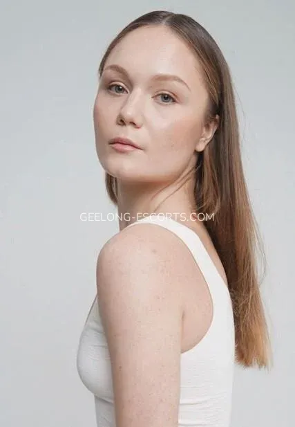 Geelong escorts Lauren — 3