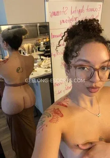 Geelong escorts Laura — 1