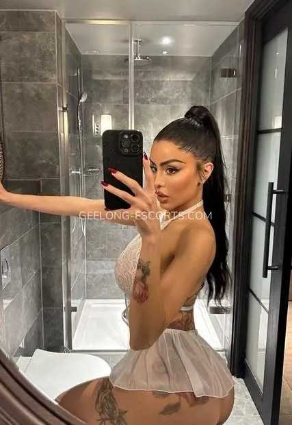 Geelong escorts caroline