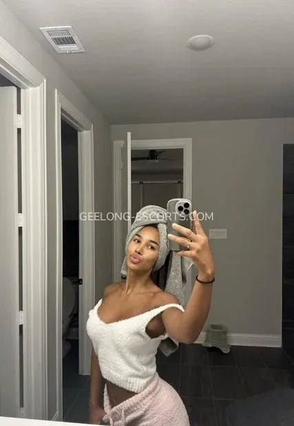 Geelong escorts Sophie — 7
