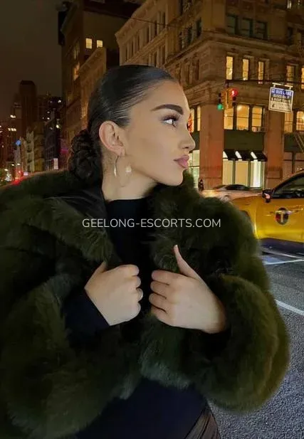 Geelong escorts Viktoria — 1