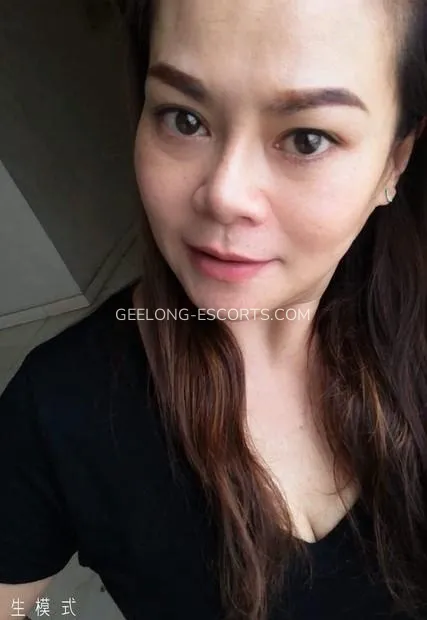 Geelong escorts Mackenzie