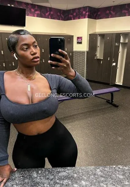 Geelong escorts Chloe — 9