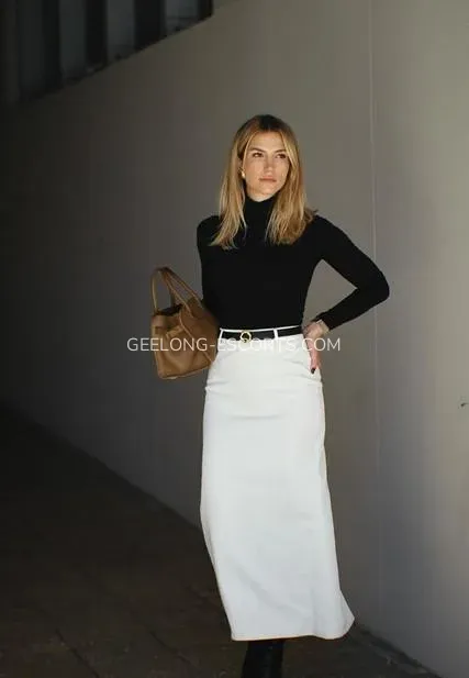 Geelong escorts Louise — 1