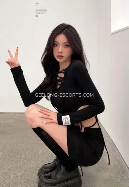 Geelong escorts Peyton — 1