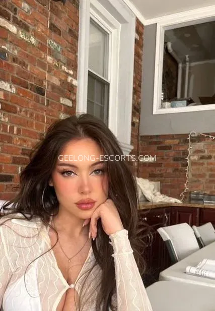 Geelong escorts Julia — 1