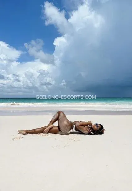 Geelong escorts Sophie — 4