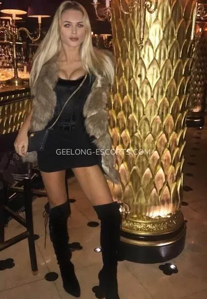 Geelong escorts Valentina — 4