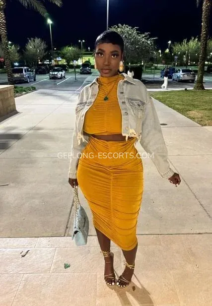 Geelong escorts Chloe — 4