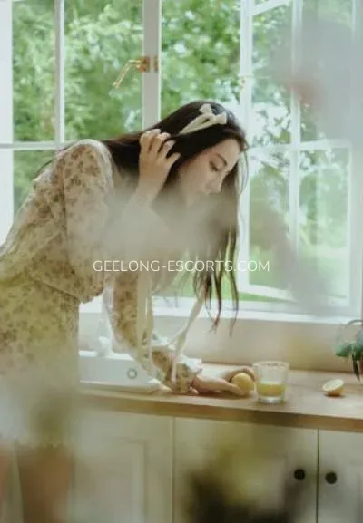 Geelong escorts Aniyah — 3