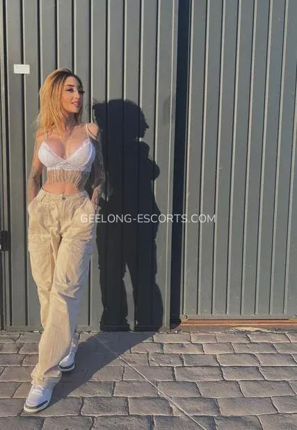 Geelong escorts Crystal — 1