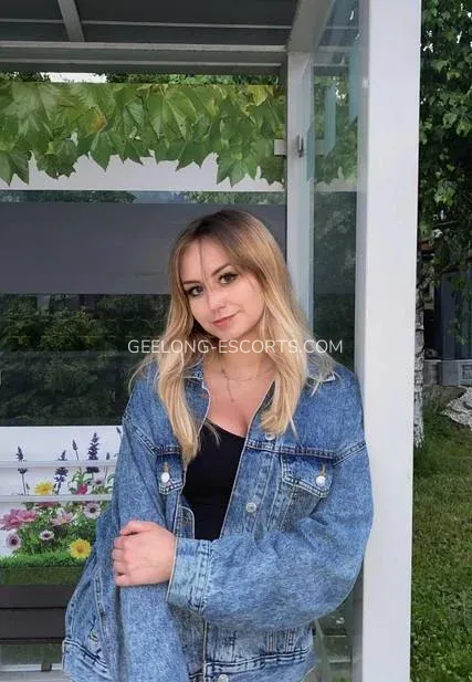 Geelong escorts Emelie — 3