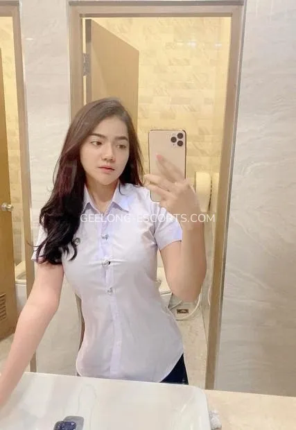Geelong escorts ella