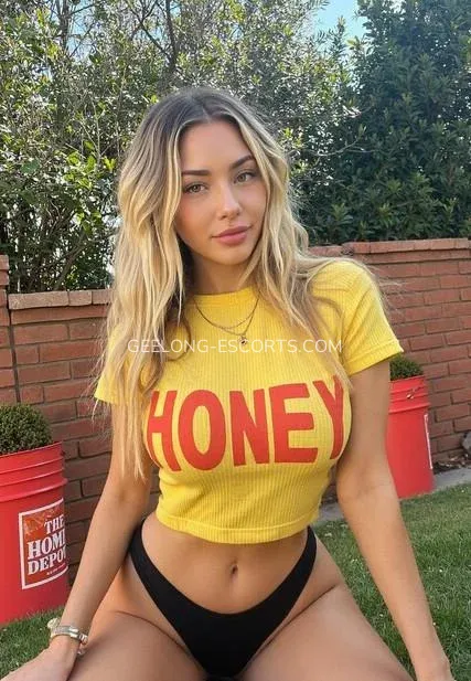 Geelong escorts Ciara — 1